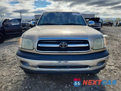 Piąte zdjęcie samochodu w środku: 2002 TOYOTA TUNDRA ACCESS CAB SR5 VIN:5TBRN34182S252939 - miniatura