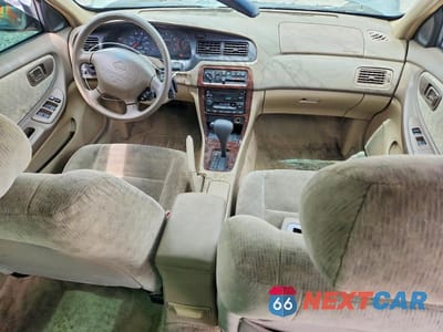 Zdjęcie 8 z 12 samochodu: 2000 NISSAN ALTIMA XE VIN:1N4DL01D8YC181214 - miniatura