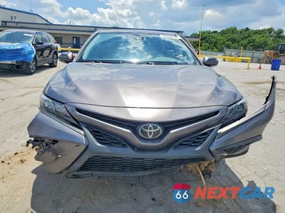 Piąte zdjęcie samochodu w środku: 2023 TOYOTA CAMRY SE VIN:4T1G11AK4PU798390 - miniatura