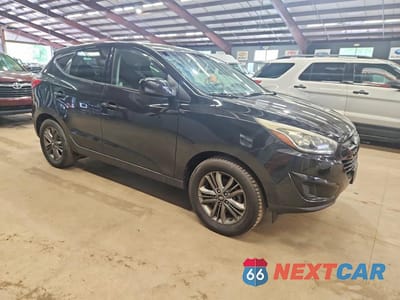Czwarte zdjęcie samochodu z boku: 2015 HYUNDAI TUCSON GLS VIN:KM8JTCAF7FU076697 - miniatura