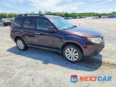 Czwarte zdjęcie samochodu z boku: 2013 SUBARU FORESTER 2.5X PREMIUM VIN:JF2SHADC0DH440787 - miniatura
