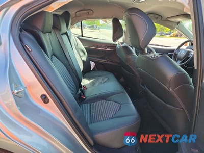 Zdjęcie 10 z 13 samochodu: 2023 TOYOTA CAMRY SE VIN:4T1G11AK4PU824244 - miniatura