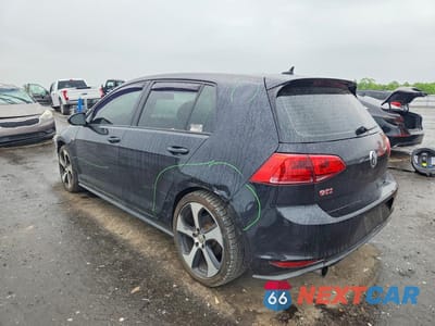 Drugie zdjęcie samochodu z przodu: 2017 VOLKSWAGEN GTI S VIN:3VW5T7AU9HM019224 - miniatura