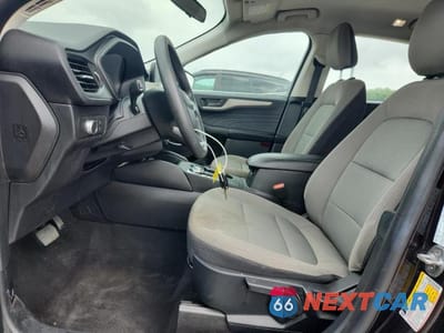 Zdjęcie 7 z 13 samochodu: 2021 FORD ESCAPE S VIN:1FMCU0F64MUA95685 - miniatura