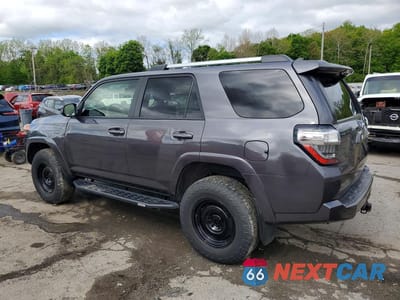 Drugie zdjęcie samochodu z przodu: 2023 TOYOTA 4RUNNER SR5 VIN:JTEMU5JR7P6100700 - miniatura