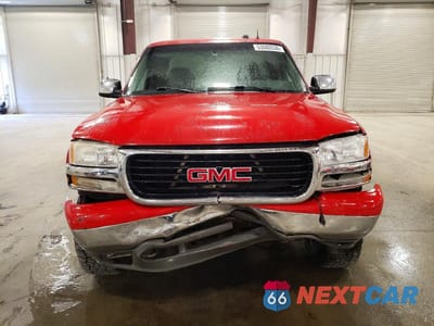 Piąte zdjęcie samochodu w środku: 2002 GMC NEW SIERRA K1500 VIN:2GTEK19T221235333 - miniatura