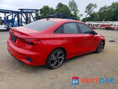 Trzecie zdjęcie samochodu z tyłu: 2022 AUDI A3 PREMIUM VIN:WAUGUDGY9NA105575 - miniatura