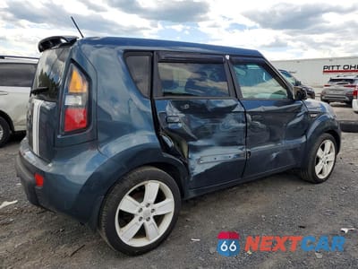 Trzecie zdjęcie samochodu z tyłu: 2010 KIA SOUL + VIN:KNDJT2A2XA7072856 - miniatura