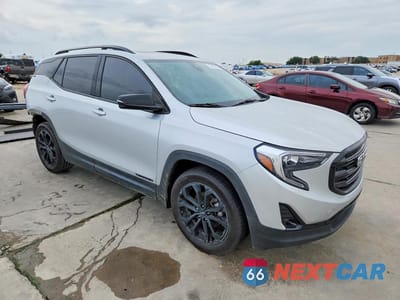 Czwarte zdjęcie samochodu z boku: 2021 GMC TERRAIN SLT VIN:3GKALPEV3ML385530 - miniatura