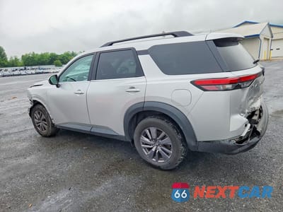 Drugie zdjęcie samochodu z przodu: 2022 NISSAN PATHFINDER SV VIN:5N1DR3BC7NC240311 - miniatura