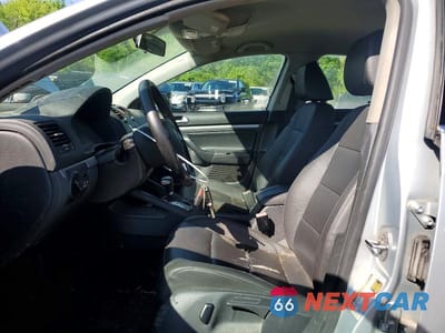 Zdjęcie 7 z 13 samochodu: 2009 VOLKSWAGEN JETTA TDI VIN:3VWAL71K29M125013 - miniatura