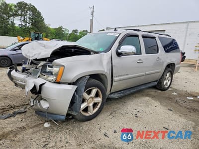 2007 CHEVROLET SUBURBAN C1500 1GNFC16067J178988 - główne zdjęcie licytacji z USA - miniatura