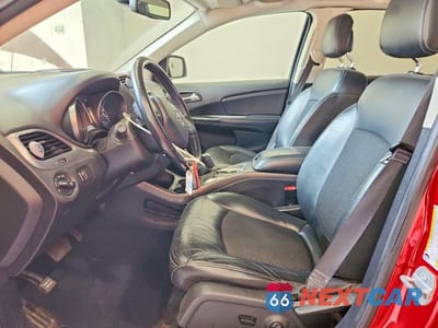 Zdjęcie 7 z 13 samochodu: 2020 DODGE JOURNEY CROSSROAD VIN:3C4PDCGB6LT269803 - miniatura
