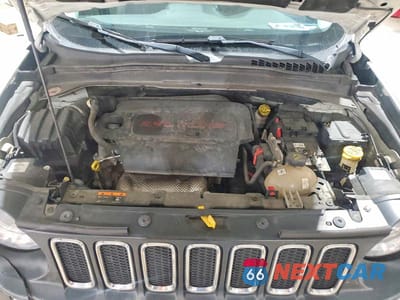 Zdjęcie 12 z 13 samochodu: 2016 JEEP RENEGADE SPORT VIN:ZACCJBAT6GPC77738 - miniatura