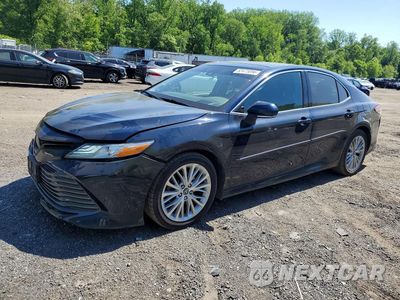 2019 TOYOTA CAMRY XLE V6 4T1BZ1HKXKU033041 - główne zdjęcie licytacji z USA - miniatura