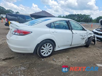 Trzecie zdjęcie samochodu z tyłu: 2011 MAZDA 6 I VIN:1YVHZ8CH6B5M22864 - miniatura
