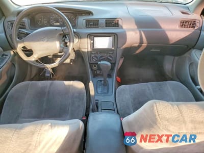 Zdjęcie 8 z 12 samochodu: 1998 TOYOTA CAMRY LE VIN:JT2BG22K2W0110743 - miniatura