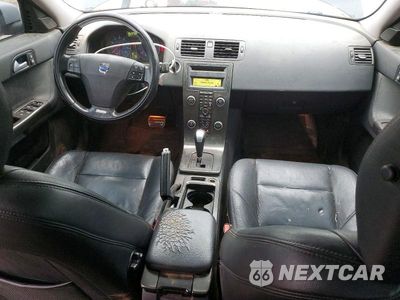 Zdjęcie 8 z 12 samochodu: 2009 VOLVO S40 T5 VIN:YV1MH672192464186 - miniatura
