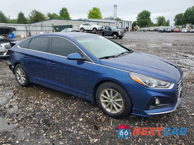 Czwarte zdjęcie samochodu z boku: 2019 HYUNDAI SONATA SE VIN:5NPE24AF2KH788568 - miniatura