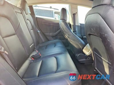 Zdjęcie 10 z 12 samochodu: 2018 TESLA MODEL 3 VIN:5YJ3E1EBXJF182209 - miniatura
