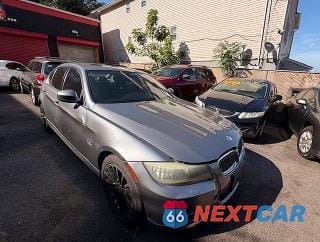 2011 BMW 335 XI WBAPL5C57BA742397 - główne zdjęcie licytacji z USA - miniatura