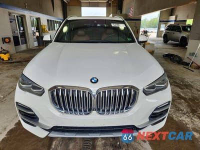 Piąte zdjęcie samochodu w środku: 2021 BMW X5 XDRIVE40I VIN:5UXCR6C02M9H00297 - miniatura