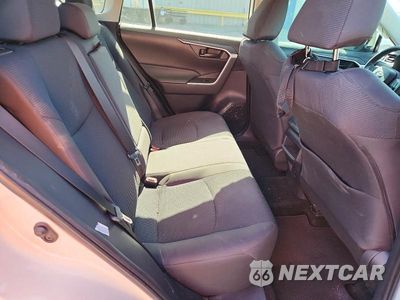 Zdjęcie 10 z 12 samochodu: 2019 TOYOTA RAV4 LE VIN:2T3K1RFVXKC019460 - miniatura