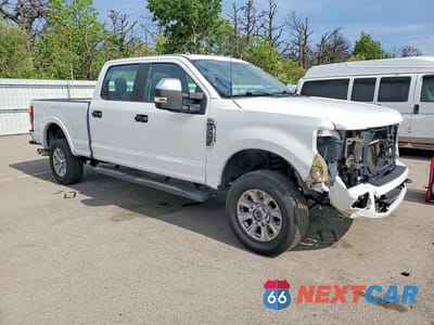 Czwarte zdjęcie samochodu z boku: 2021 FORD F250 SUPER DUTY VIN:1FT7W2BT4MED67539 - miniatura