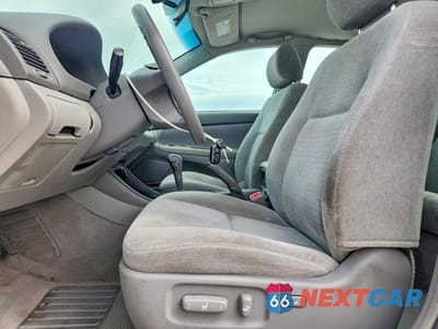Zdjęcie 7 z 12 samochodu: 2004 TOYOTA CAMRY LE VIN:4T1BE32K64U916539 - miniatura