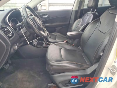 Zdjęcie 7 z 13 samochodu: 2019 JEEP COMPASS LIMITED VIN:3C4NJCCB5KT832845 - miniatura