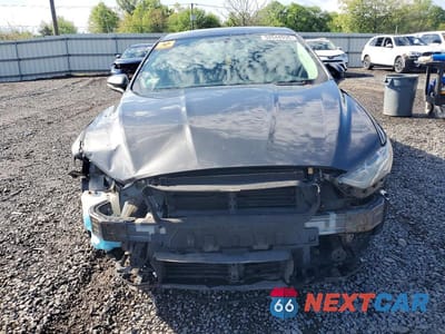 Piąte zdjęcie samochodu w środku: 2017 FORD FUSION SE VIN:3FA6P0H71HR107003 - miniatura