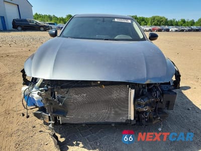 Piąte zdjęcie samochodu w środku: 2019 NISSAN ALTIMA SR VIN:1N4BL4CW2KN320536 - miniatura