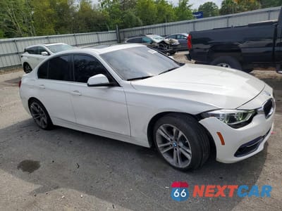 Czwarte zdjęcie samochodu z boku: 2017 BMW 330 XI VIN:WBA8D9G34HNU63010 - miniatura