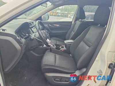 Zdjęcie 7 z 13 samochodu: 2020 NISSAN ROGUE SV VIN:JN8AT2MV1LW109134 - miniatura