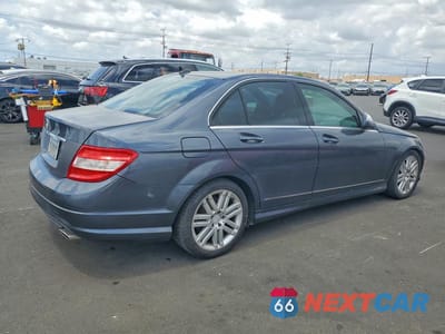 Trzecie zdjęcie samochodu z tyłu: 2009 MERCEDES-BENZ C 300 VIN:WDDGF54XX9R067611 - miniatura