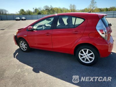 Drugie zdjęcie samochodu z przodu: 2014 TOYOTA PRIUS C THREE VIN:JTDKDTB31E1081226 - miniatura