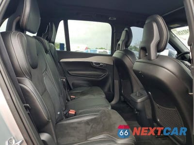 Zdjęcie 11 z 13 samochodu: 2018 VOLVO XC90 T5 VIN:YV4102KM7J1199640 - miniatura