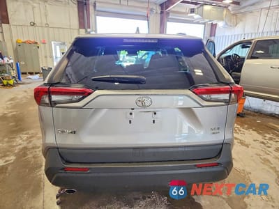 Zdjęcie 6 z 14 samochodu: 2021 TOYOTA RAV4 XLE VIN:2T3P1RFV1MC224061 - miniatura