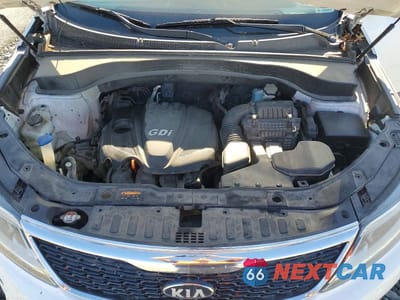 Zdjęcie 12 z 13 samochodu: 2014 KIA SORENTO LX VIN:5XYKTCA67EG465218 - miniatura