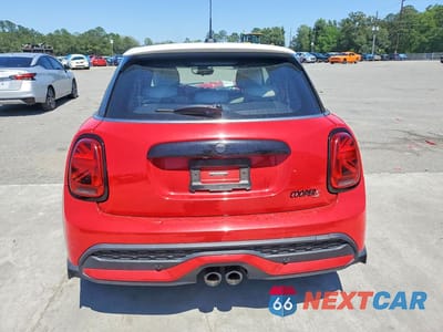 Zdjęcie 6 z 12 samochodu: 2023 MINI COOPER S VIN:WMW53DK0XP2T69204 - miniatura