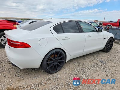 Trzecie zdjęcie samochodu z tyłu: 2017 JAGUAR XE PREMIUM VIN:SAJAJ4BV8HA964239 - miniatura