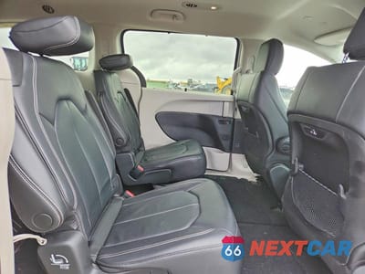 Zdjęcie 11 z 14 samochodu: 2022 CHRYSLER PACIFICA TOURING L VIN:2C4RC3BG5NR238529 - miniatura