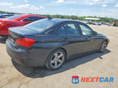 Trzecie zdjęcie samochodu z tyłu: 2013 BMW 328 I SULEV VIN:WBA3C1C58DF438704 - miniatura