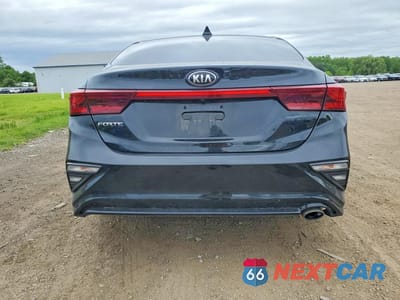 Zdjęcie 6 z 12 samochodu: 2019 KIA FORTE LXS VIN:3KPF24AD5KE013804 - miniatura