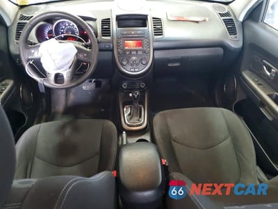 Zdjęcie 8 z 12 samochodu: 2012 KIA SOUL + VIN:KNDJT2A6XC7403411 - miniatura
