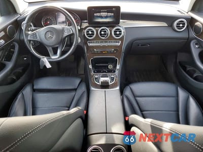 Zdjęcie 8 z 12 samochodu: 2016 MERCEDES-BENZ GLC 300 4MATIC VIN:WDC0G4KB7GF067651 - miniatura