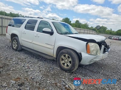 Czwarte zdjęcie samochodu z boku: 2008 GMC YUKON XL C1500 VIN:1GKFC16J98R128174 - miniatura