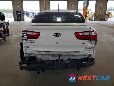 Zdjęcie 6 z 13 samochodu: 2017 KIA RIO LX VIN:KNADM4A38H6012828 - miniatura