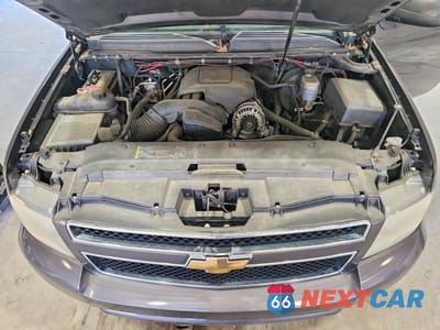 Zdjęcie 12 z 13 samochodu: 2010 CHEVROLET TAHOE C1500 LS VIN:1GNMCAE09AR183863 - miniatura
