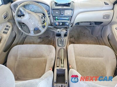 Zdjęcie 8 z 12 samochodu: 2001 NISSAN SENTRA XE VIN:3N1CB51D71L514554 - miniatura